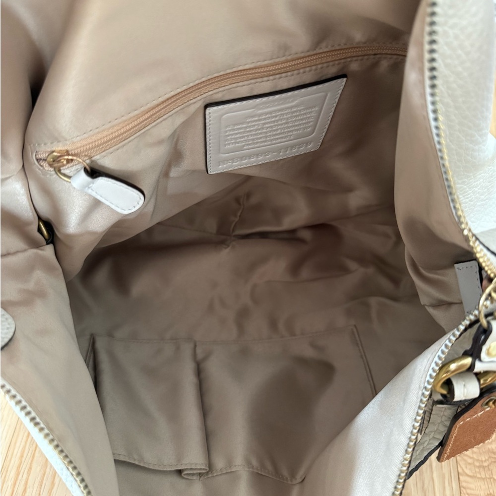 Coach Vintage Tan Pebbled Leather Large Shoulder Hobo Bag 11839 - Picture 6 of 8